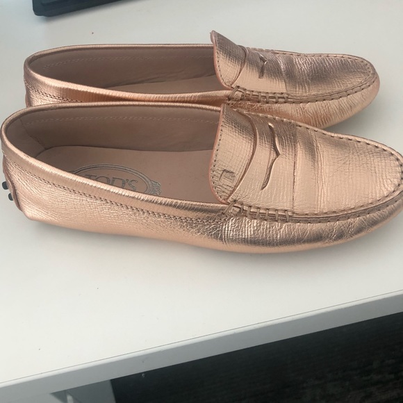 Tod's Shoes - Tod’s Rose gold Gommini Driving Shoe